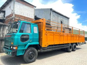 Read more about the article Nissan tronton 6×2 CD46V bak besi triway/kargo 1995