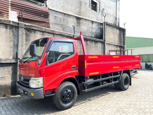 Read more about the article  Toyota Dyna 110 ET bak besi kargo 2013 CDD 110ET