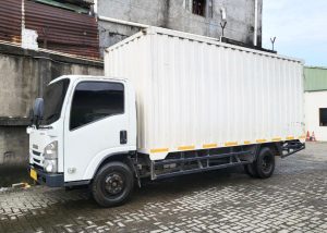 Read more about the article Isuzu Elf 125ps NMR 71 L box besi 2021 NMR71L bok 125 ps